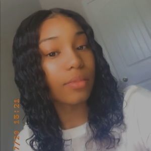 Meet your Posher, Madison